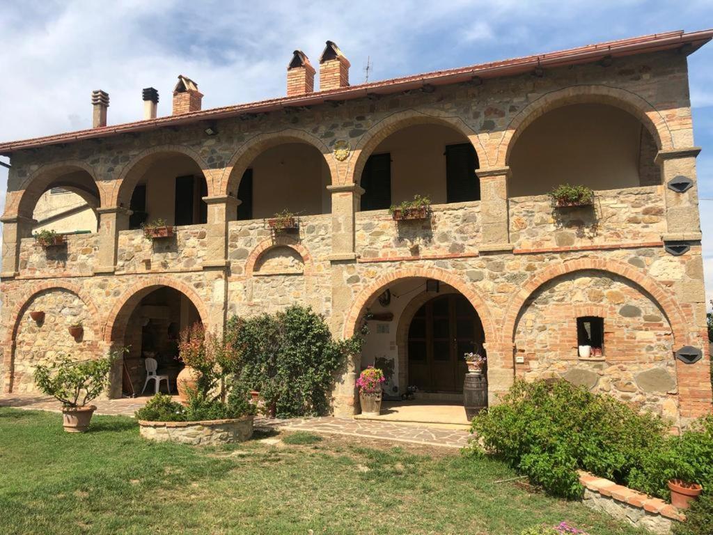 Agriturismo Il Pozzo カスティリオーネ・ドルチャ エクステリア 写真