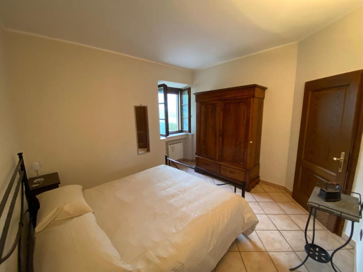 Agriturismo Il Pozzo カスティリオーネ・ドルチャ エクステリア 写真