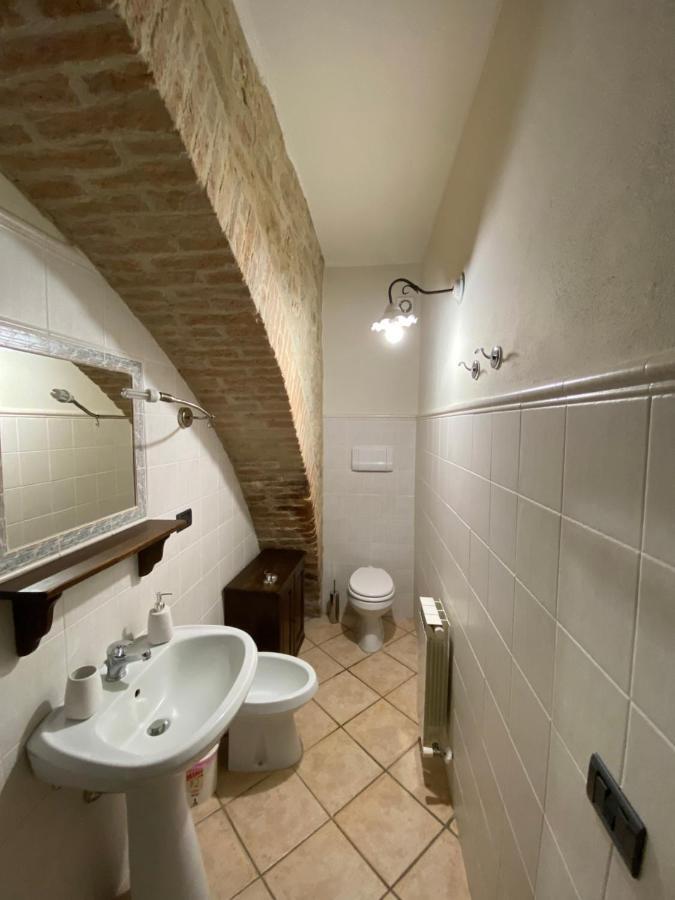 Agriturismo Il Pozzo カスティリオーネ・ドルチャ エクステリア 写真