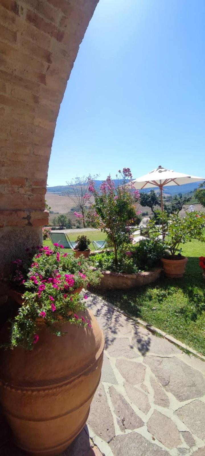 Agriturismo Il Pozzo カスティリオーネ・ドルチャ エクステリア 写真