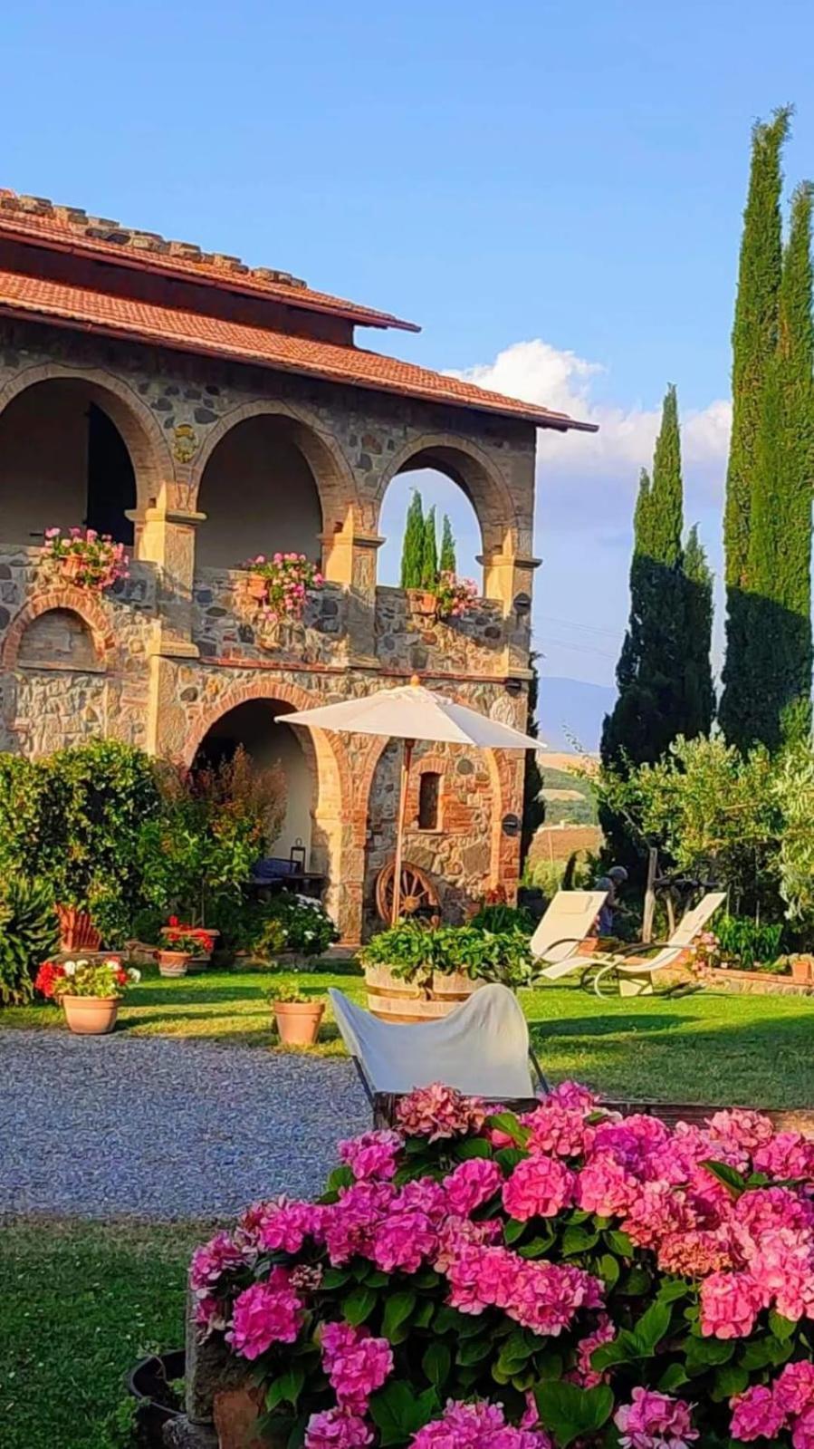 Agriturismo Il Pozzo カスティリオーネ・ドルチャ エクステリア 写真